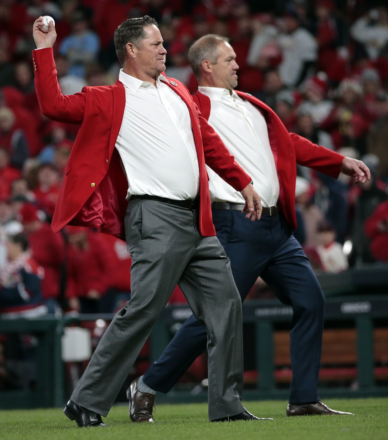 Cardinals, Nationals open NLCS at Busch